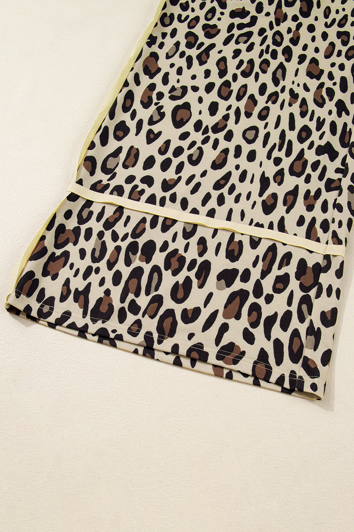 Khaki Exposed Seam Patched Pocket Plus Size Drawstring Leopard Wide Leg Pants