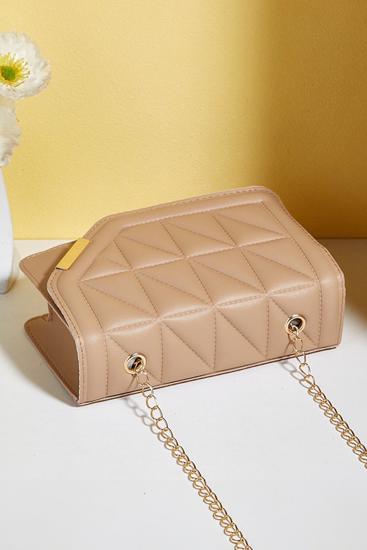 Khaki PU Leather Quilted Texture Asymmetric Cover Chain Strap Square Shoulder Bag