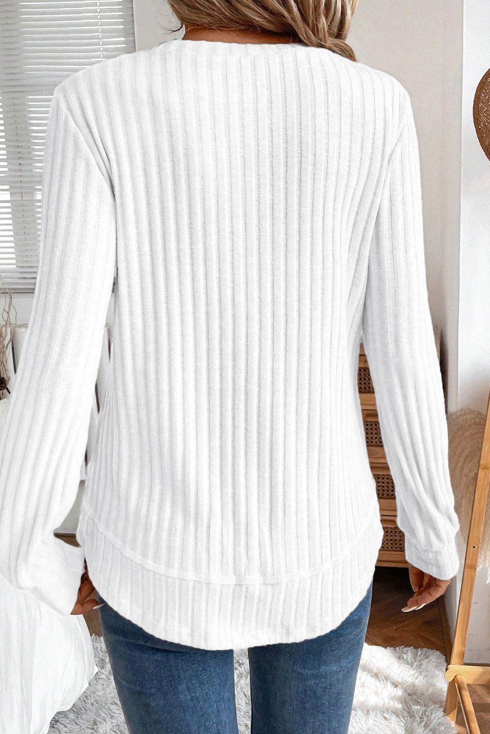 Jet Stream Ribbed Texture Round Neck Long Sleeve Rounded Hem Knit Top
