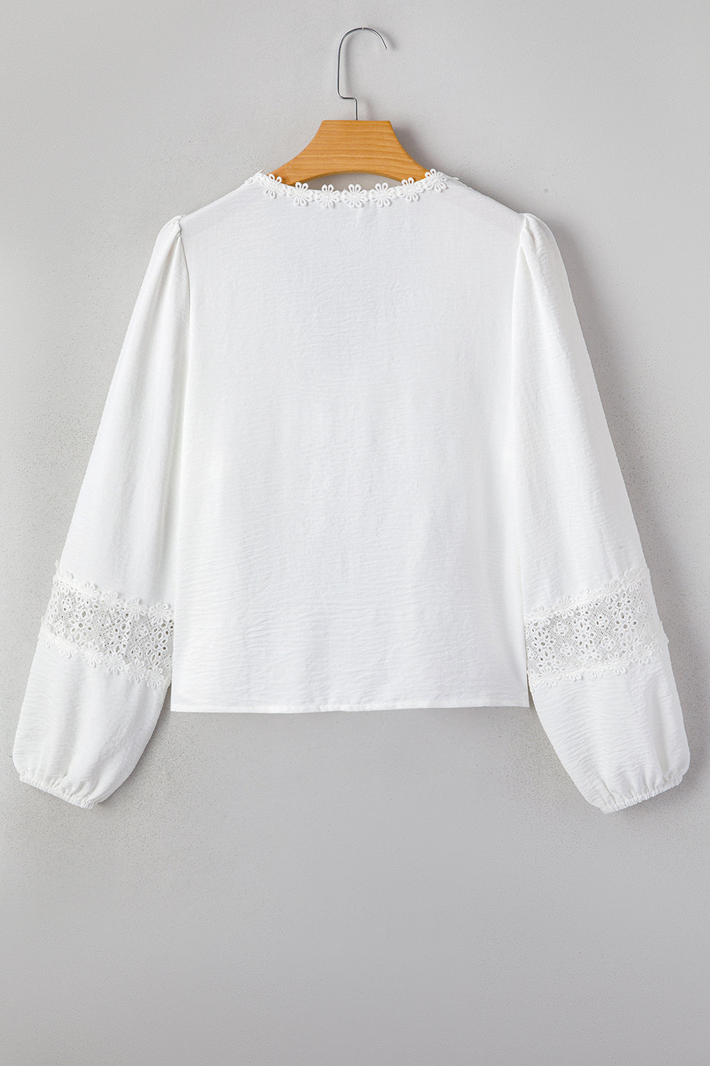 White Solid Color Floral Guipure Lace Patchwork Frilled Long Sleeve Blouse