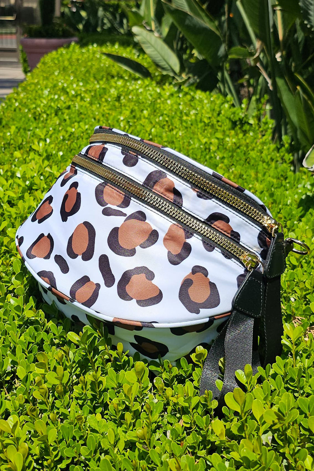 Black white Animal Spots Print Wide Strap Large Crossbody Bag