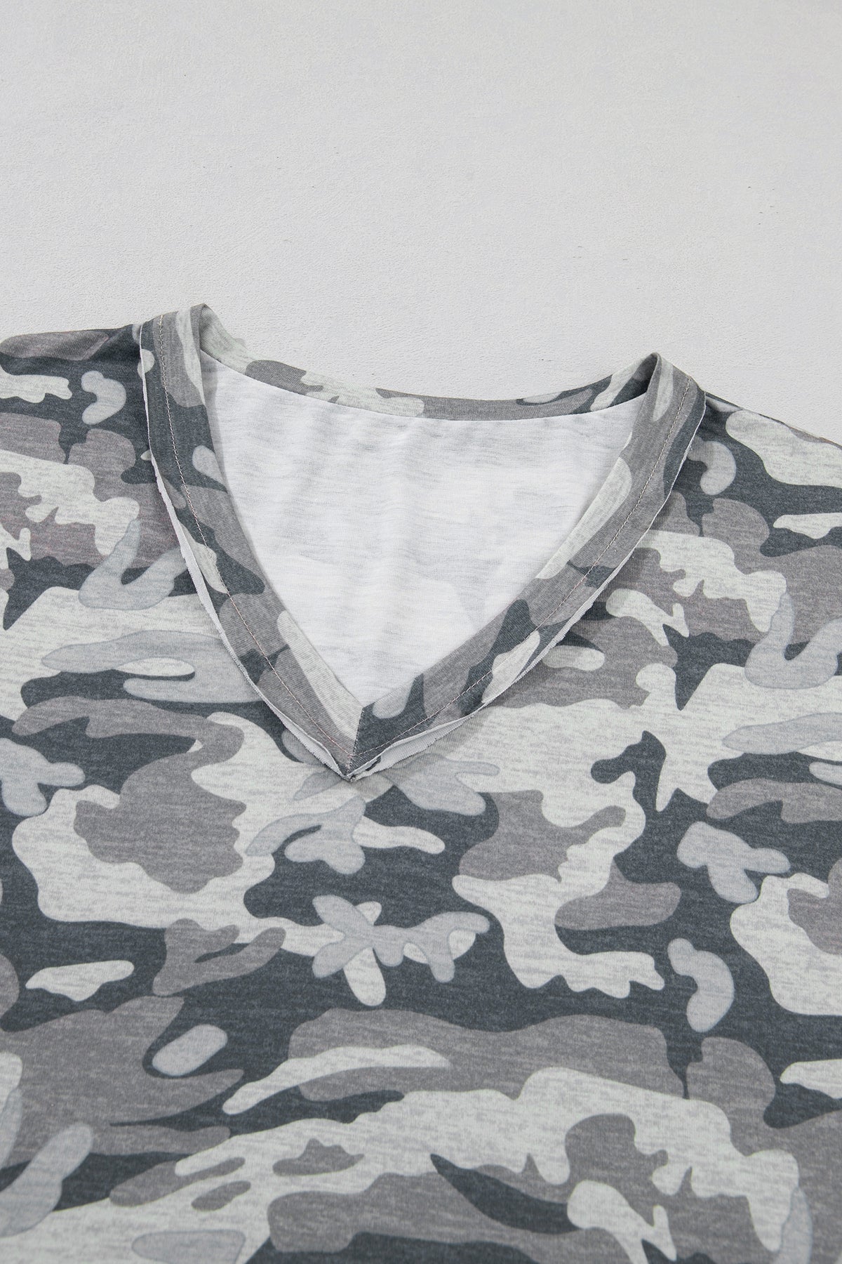 Green Retro Camouflage Print Raw Edge V Neck Tee